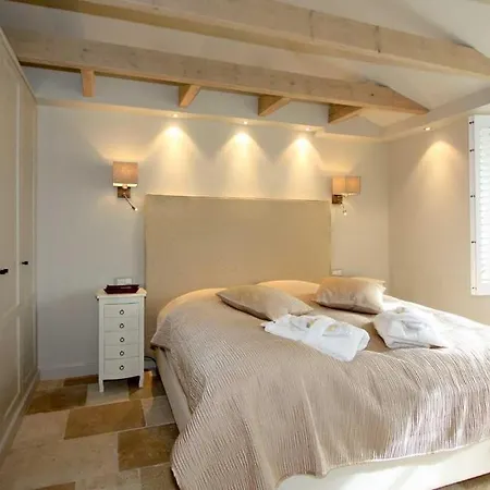 Luxus Terpstich Apartament *